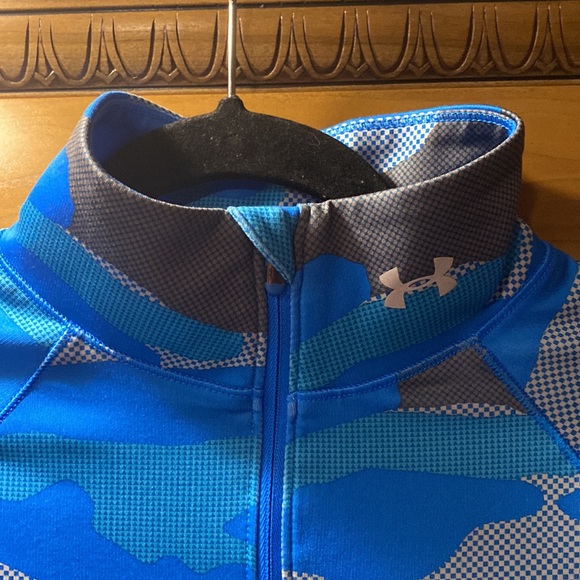 Under Armour Blue Camo Long Sleeve 1/2 Zip Pullover Thumbholes Size X-Small - Picture 2 of 6